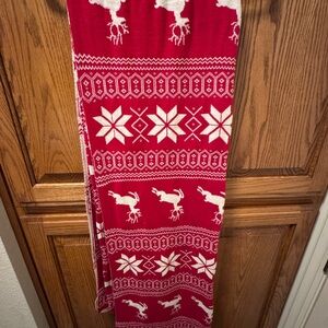 Festive Red and White Holiday Throw Blanket